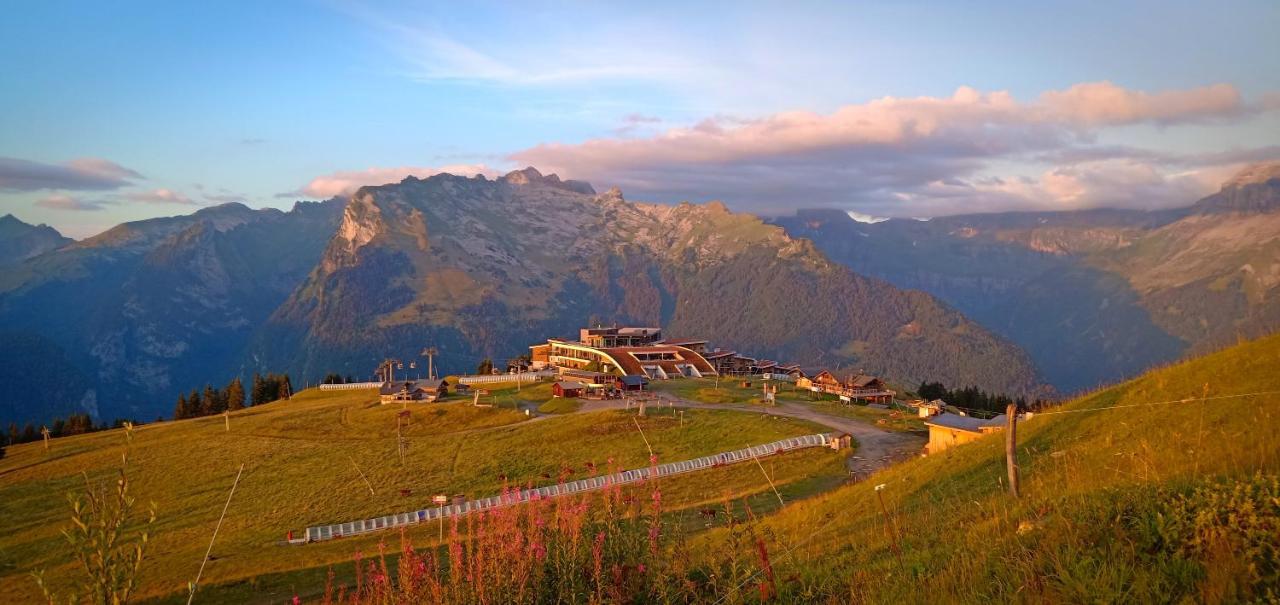 Appartement Au Pied Des Pistes Samoëns Exteriér fotografie